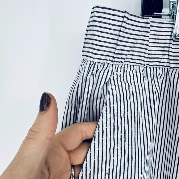 Talbots Pull On Striped Crop Pants Size 2X White Grey Classic Nautical Office - Picture 3 of 9